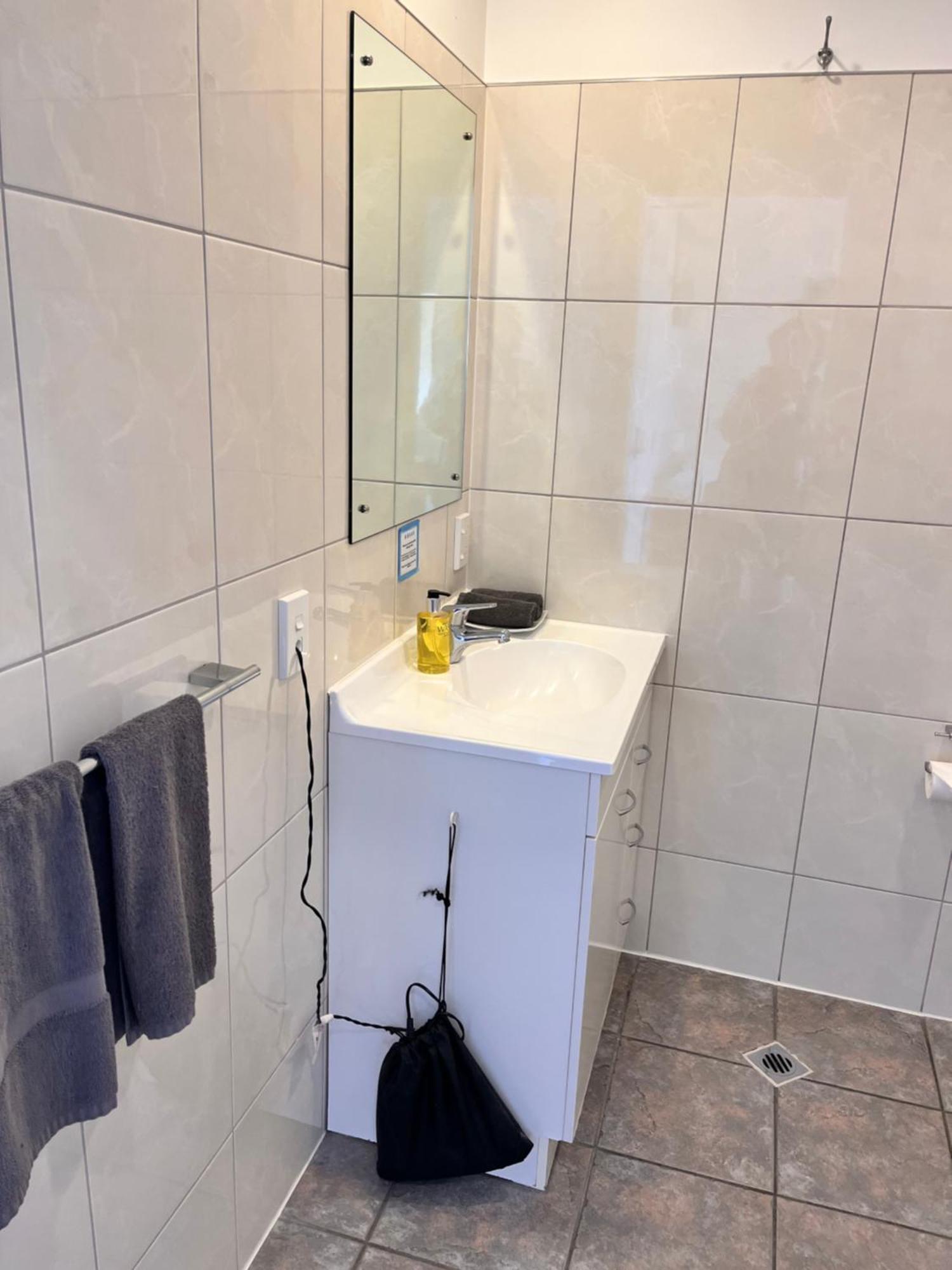 גריימאות' Sundowner Motel מראה חיצוני תמונה