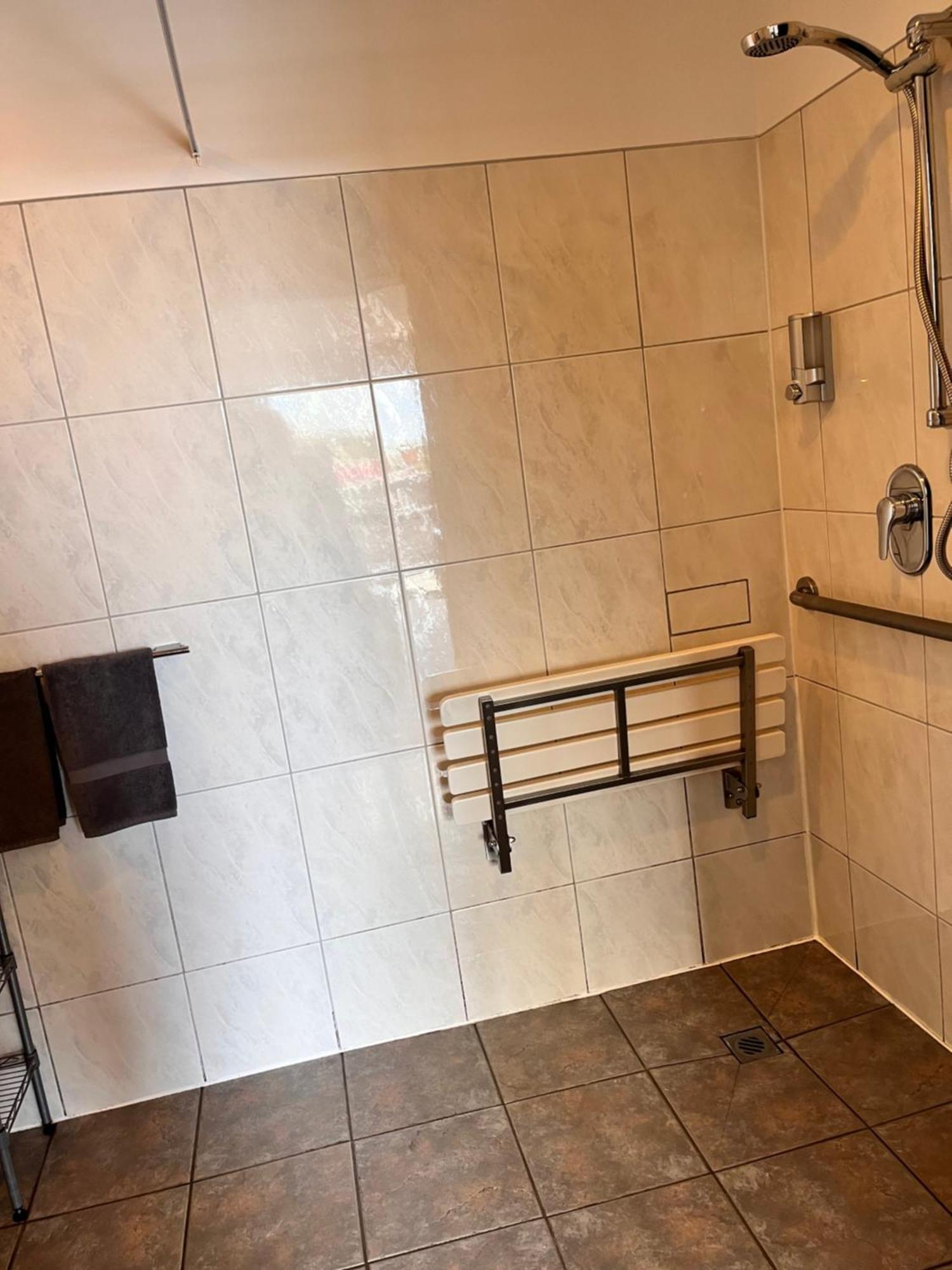 גריימאות' Sundowner Motel מראה חיצוני תמונה